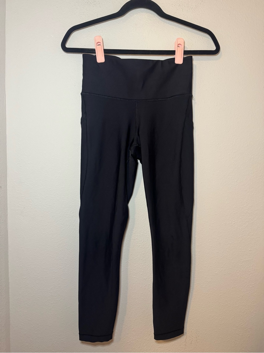 Athleta Interval Stash High Rise 7/8 Legging - Picture 3 of 7